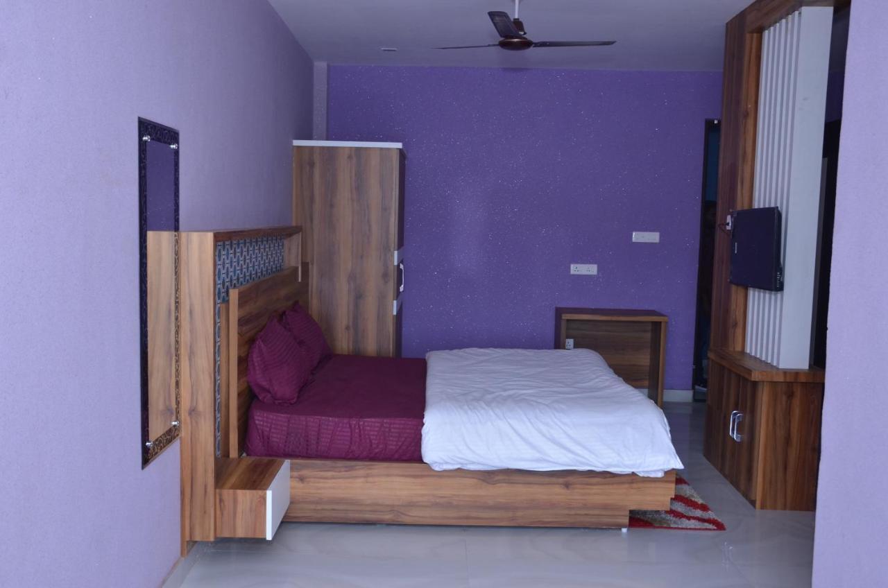 Hotel Blue Bell Raiwala Екстериор снимка